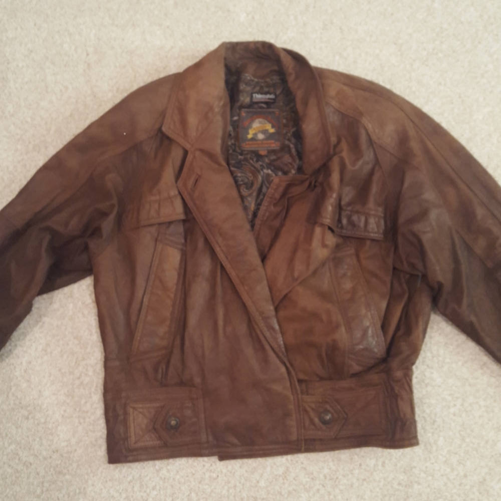 Insulated women's brown bomber jacket